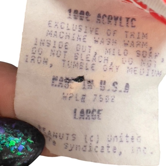 Snoopy & Friends Woodstock Peanuts Y2K Vintage Holiday Winter Cartoon Sweater - Picture 6 of 11